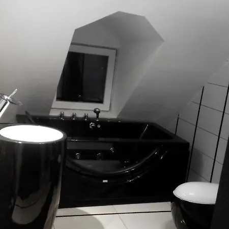 Quarto em Acomodações Particulares Apartament Wroblewskiego Gliwice